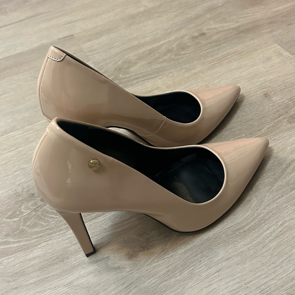 Calvin Klein Women's Brady Pump